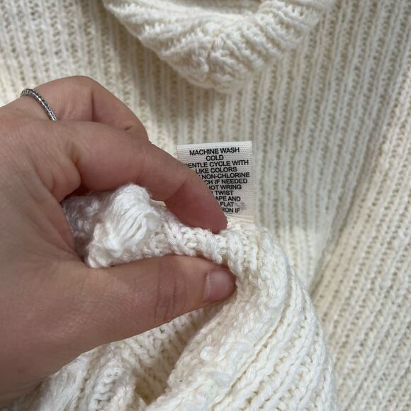 Moon & Madison Cropped Zip Hoodie Ribbed Cozy Minimal NWT Size XL - Picture 3 of 7